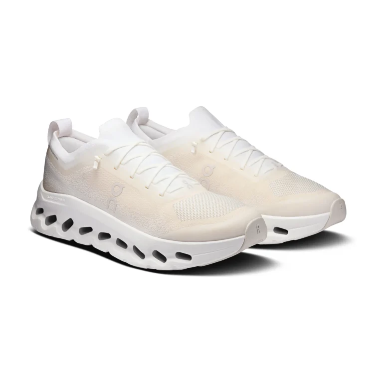 On Cloudtilt Moon - White Frost