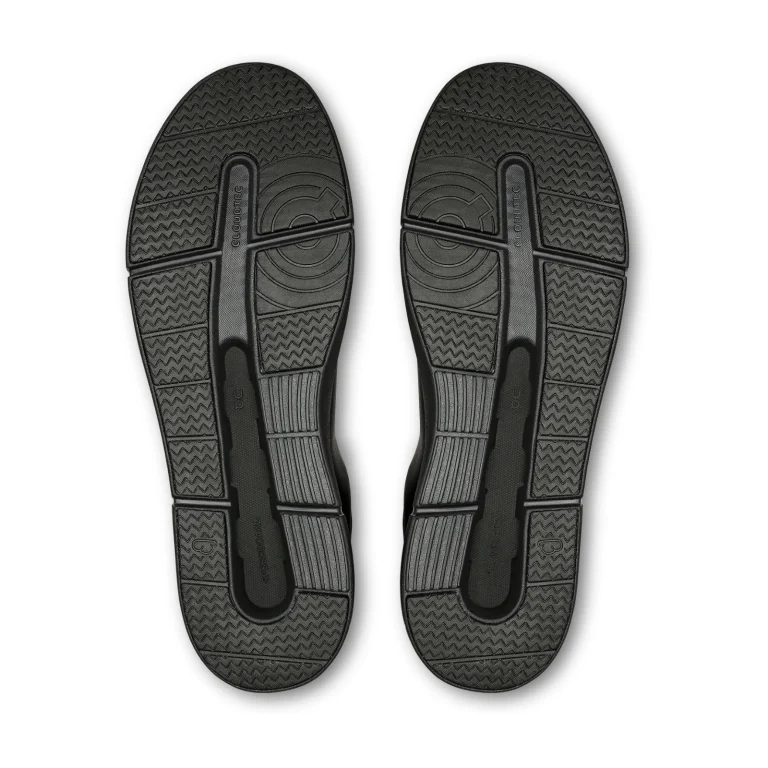 On The Roger Advantage - Black