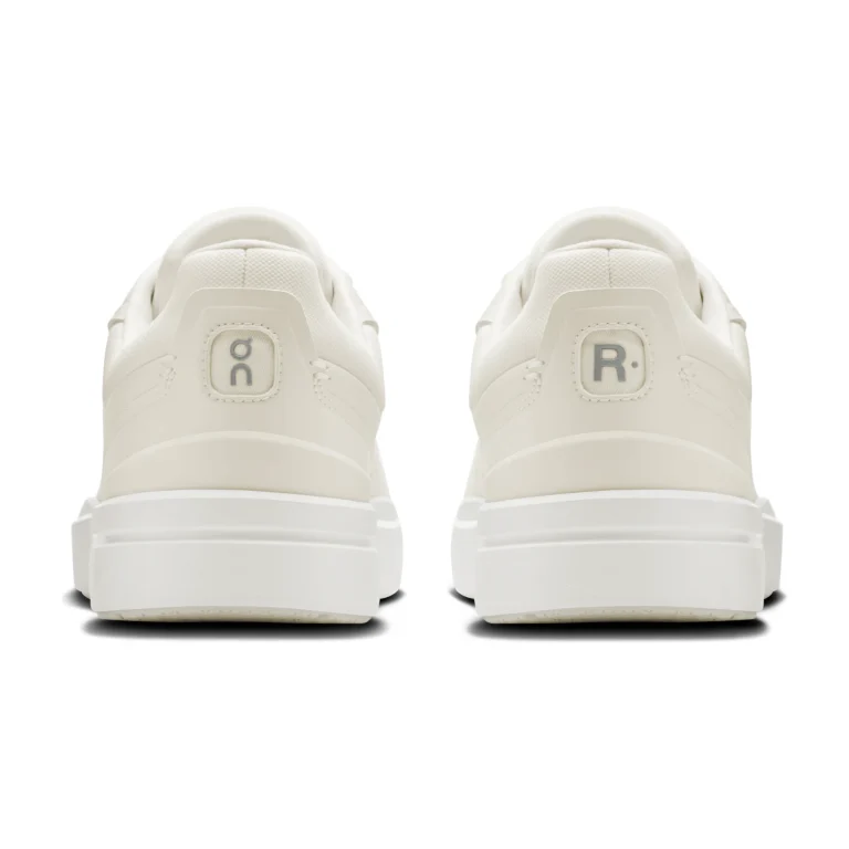 On The Roger Advantage - Ivory